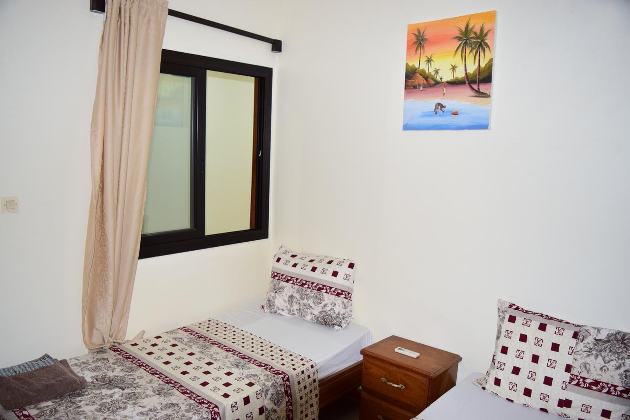 Kakatar Family Residence , Yoff Dakar Exterior foto